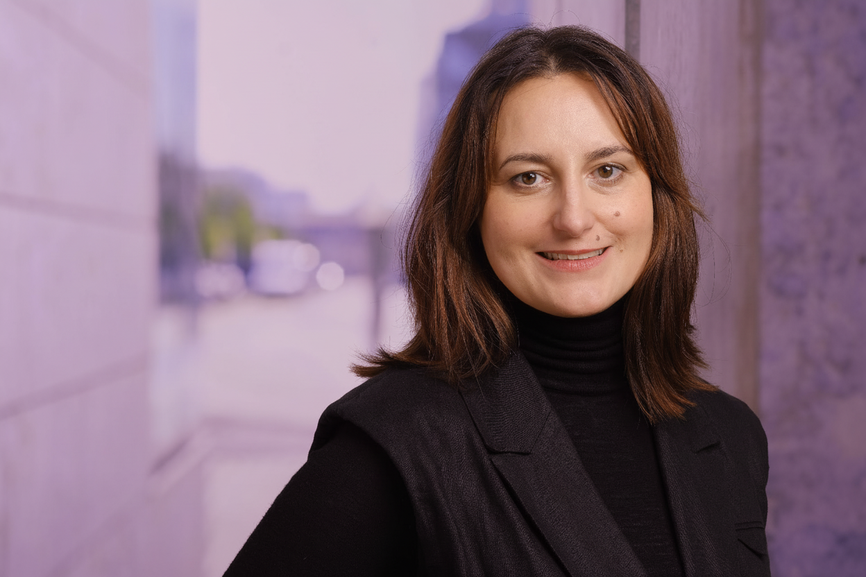 Anita Suk, Founder & Marketing Advisor at GrowthKit